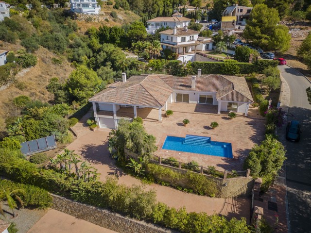 5 Schlafzimmer Villa in Valtocado