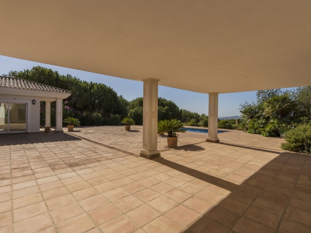 5 Soveroms Villa i Valtocado