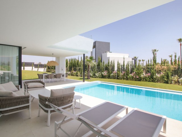 Villa, Valle Romano, R4632814