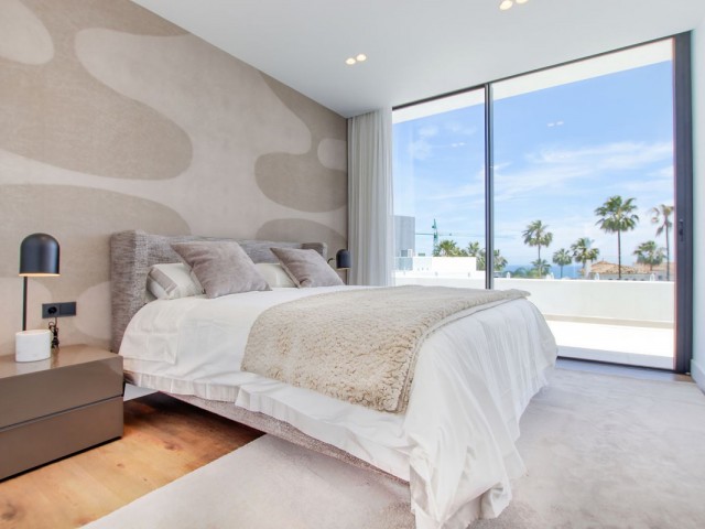 4 Makuuhuoneen Huvila Valle Romano