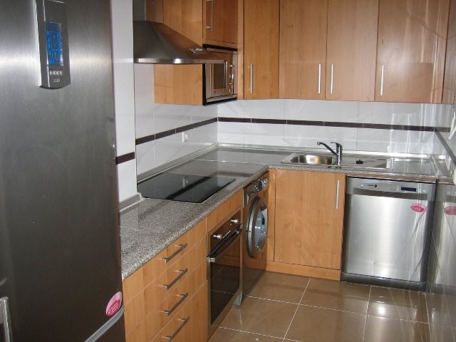 Apartment, Estepona, R3410635