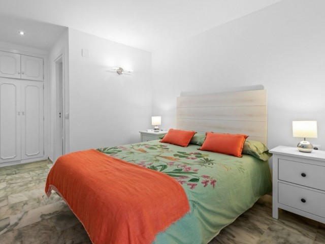 4 Slaapkamer Appartement in Elviria