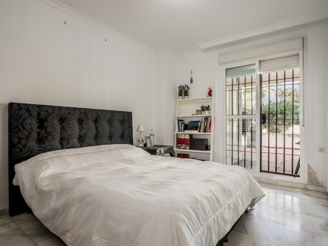 Apartment, Nueva Andalucia, R4643686