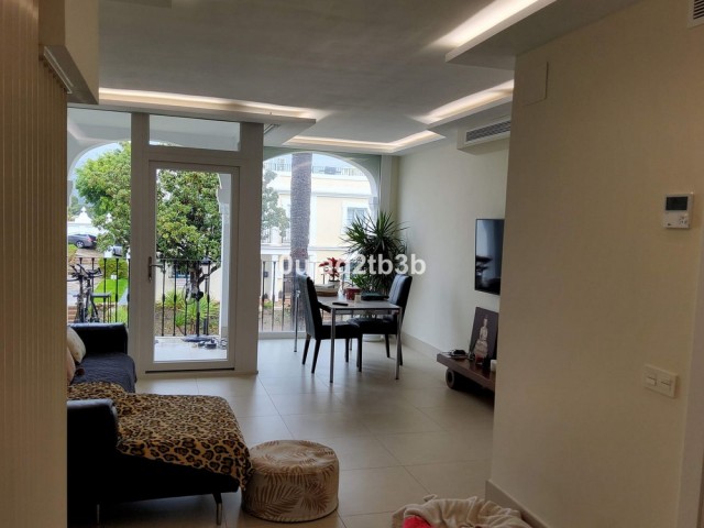 3 Slaapkamer Rijtjeshuis in Nueva Andalucía