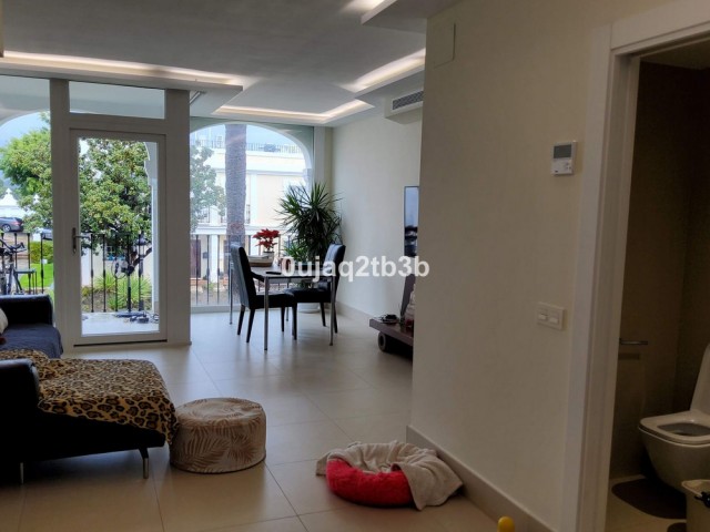3 Slaapkamer Rijtjeshuis in Nueva Andalucía