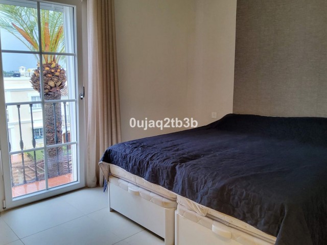 3 Slaapkamer Rijtjeshuis in Nueva Andalucía