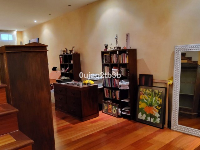 3 Slaapkamer Rijtjeshuis in Nueva Andalucía