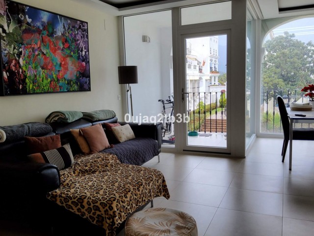 3 Slaapkamer Rijtjeshuis in Nueva Andalucía