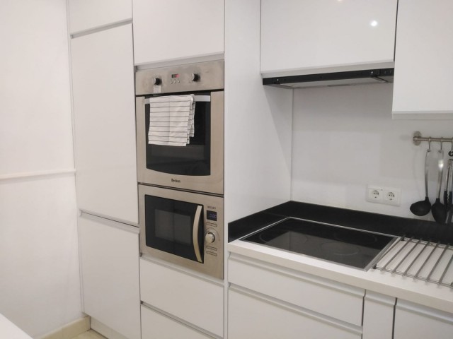 Apartment, Nueva Andalucia, R4560493