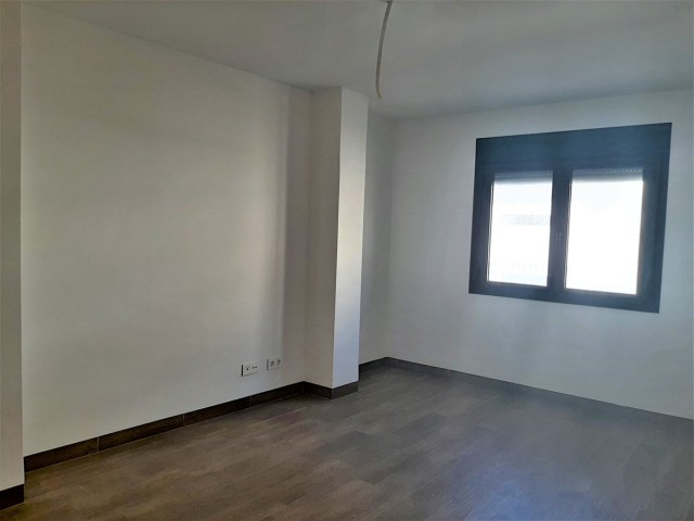 Apartment, Estepona, R3878146