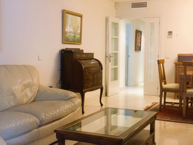 Apartment, Marbella, R4326340