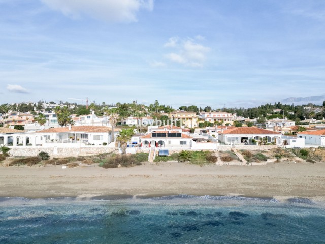 4 Sovrums Villa i El Chaparral