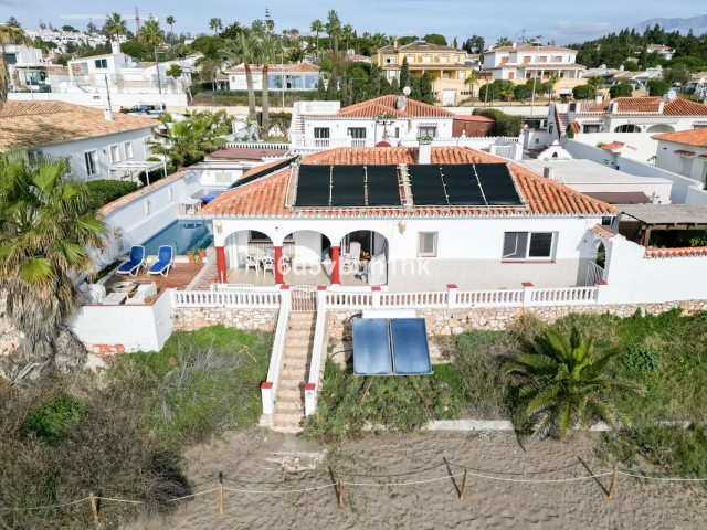 4 Sovrums Villa i El Chaparral