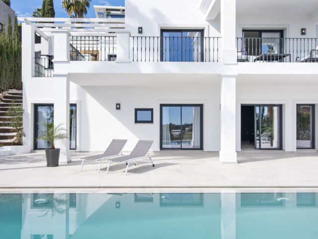5 Soveroms Villa i Los Flamingos