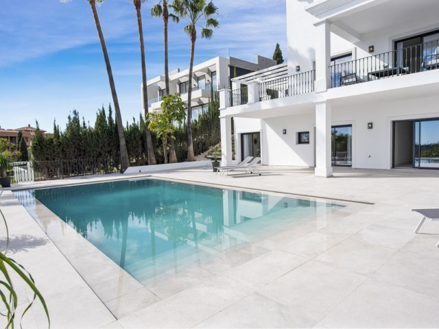 5 Slaapkamer Villa in Los Flamingos