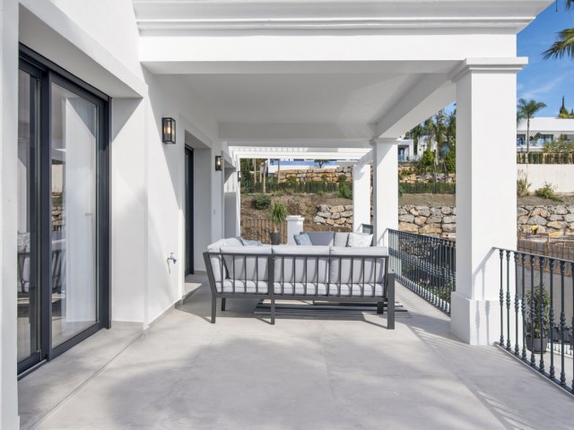 5 Slaapkamer Villa in Los Flamingos