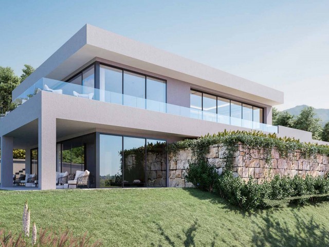 4 Bedrooms Villa in Benahavís