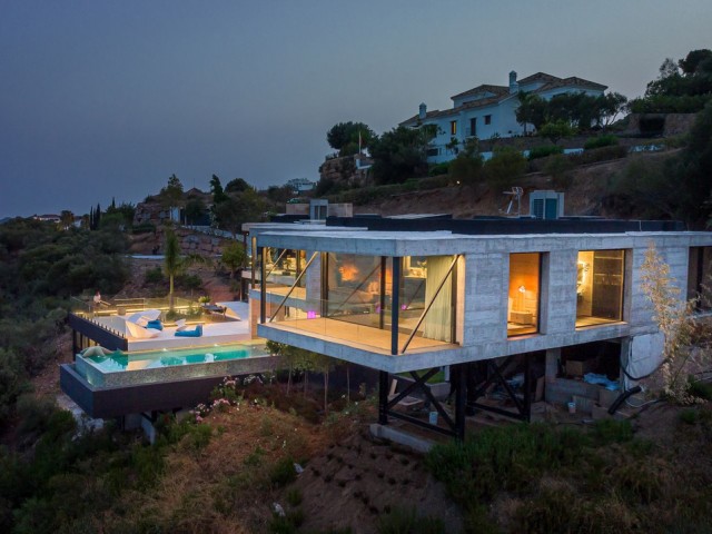 5 Sovrums Villa i Benahavís