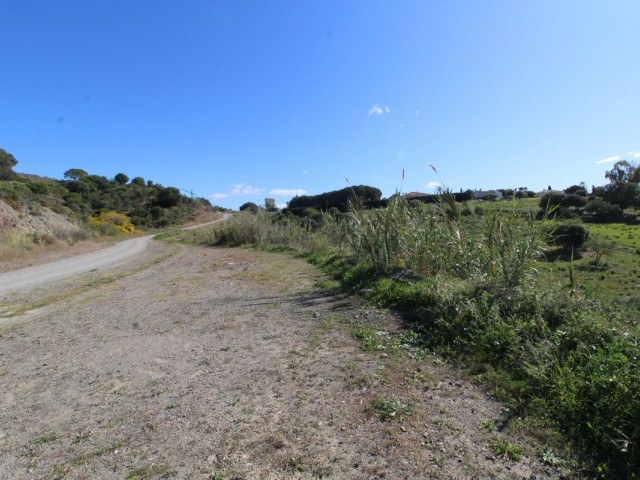  Perceel in Benahavís
