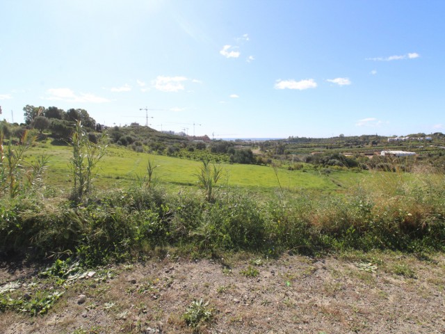  Perceel in Benahavís
