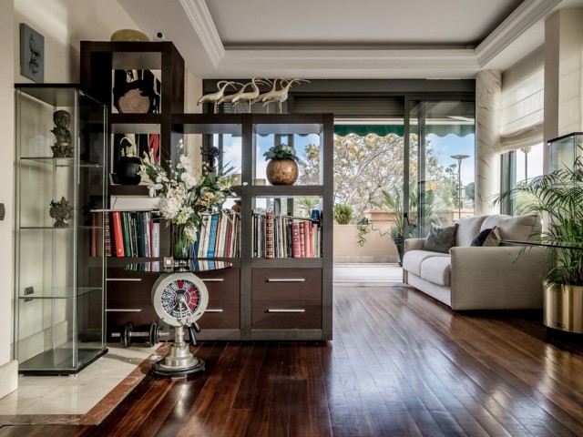 Penthouse in Nueva Andalucía