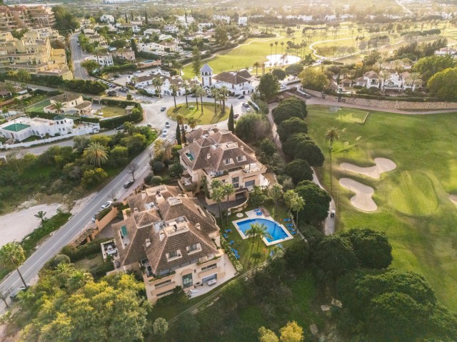 Penthouse in Nueva Andalucía