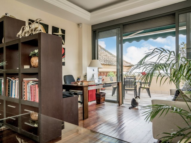 Penthouse in Nueva Andalucía
