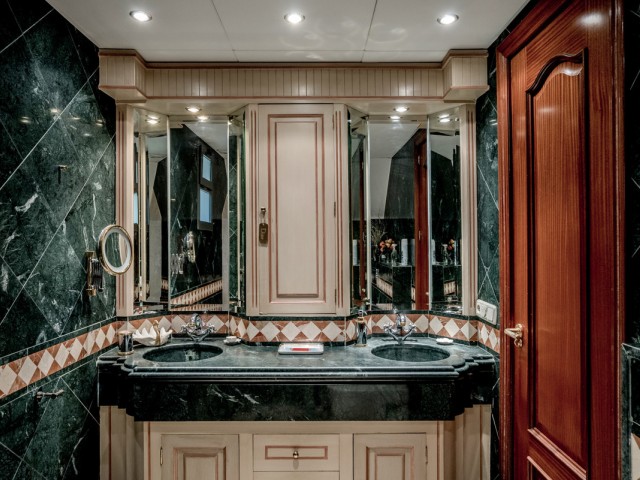 Penthouse in Nueva Andalucía