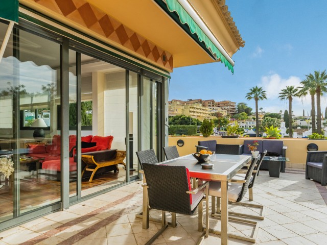 Penthouse in Nueva Andalucía
