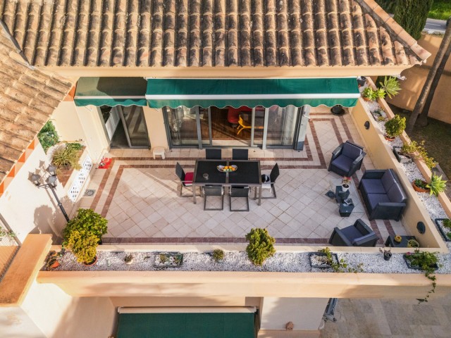 Penthouse in Nueva Andalucía