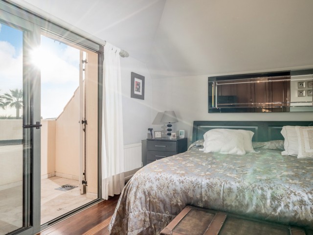 Penthouse in Nueva Andalucía