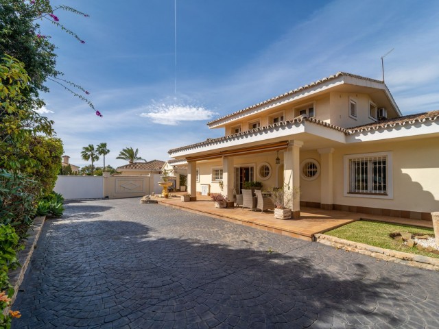 Villa, Calahonda, R4653481