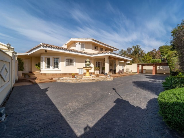Villa, Calahonda, R4653481
