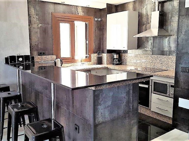 2 Bedrooms Apartment in Puerto Banús