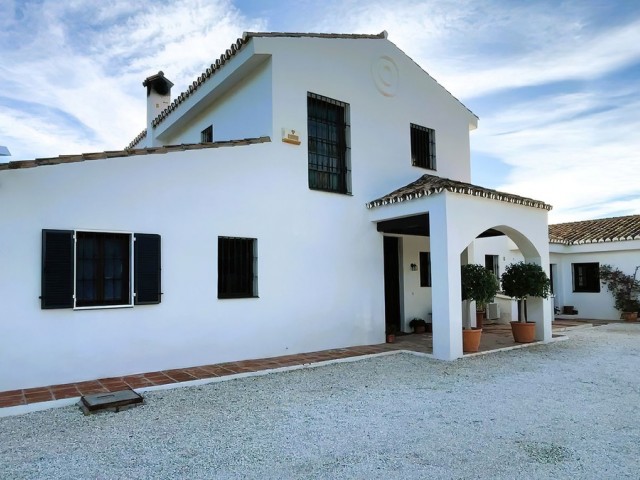 Villa avec 4 Chambres  à La Cala de Mijas