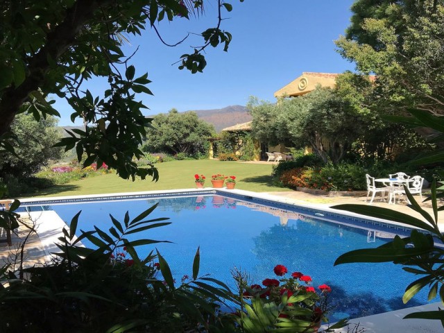 Villa avec 4 Chambres  à La Cala de Mijas