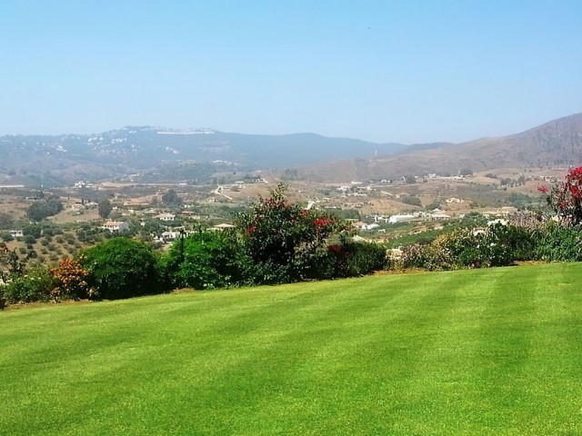 Villa avec 4 Chambres  à La Cala de Mijas