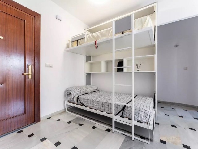 Apartment, Riviera del Sol, R4656628