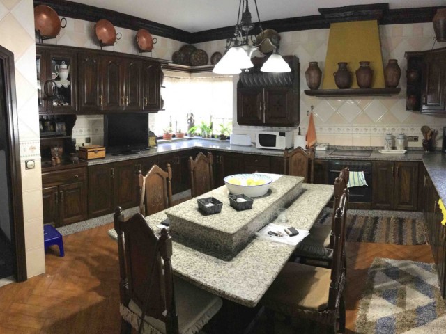 4 Soveroms Villa i Mijas