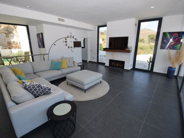Villa avec 4 Chambres  à La Cala Golf