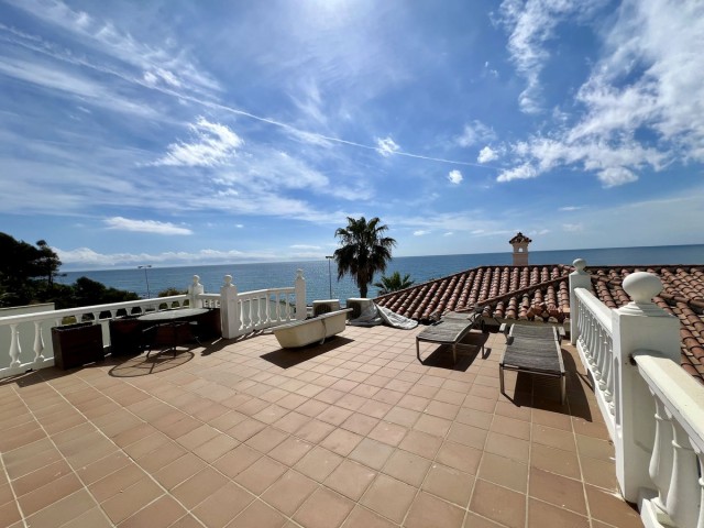 5 Slaapkamer Villa in El Chaparral