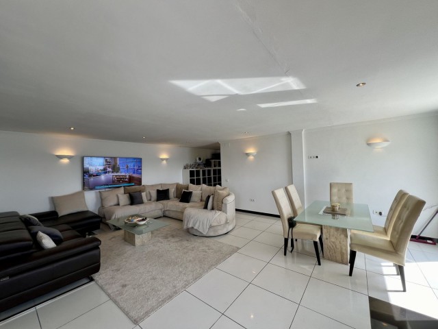 5 Slaapkamer Villa in El Chaparral