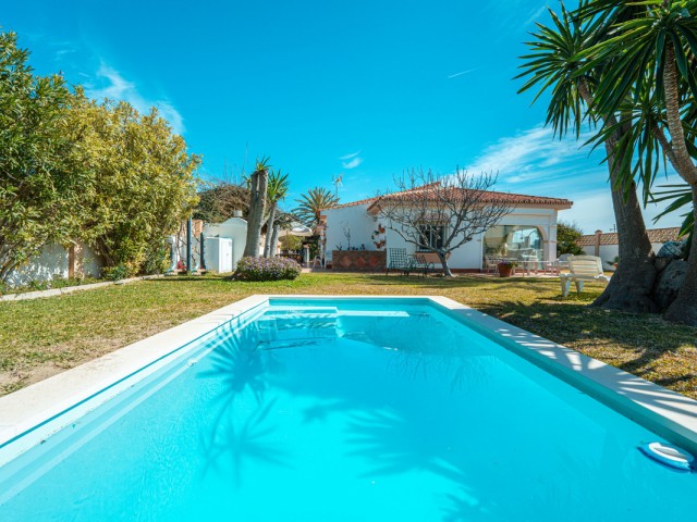 Villa, Marbella, R4668832