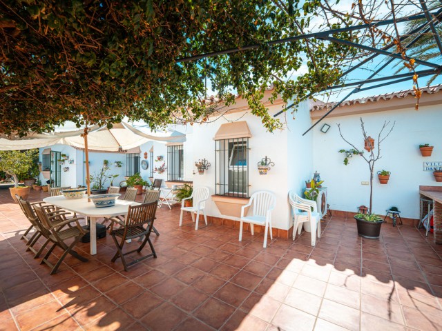 Villa avec 4 Chambres  à Marbella