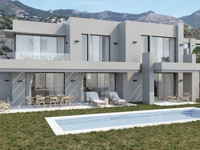 Villa con 4 Dormitorios  en Mijas