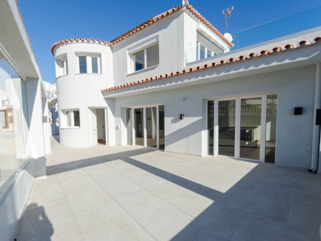 Villa avec 7 Chambres  à El Faro