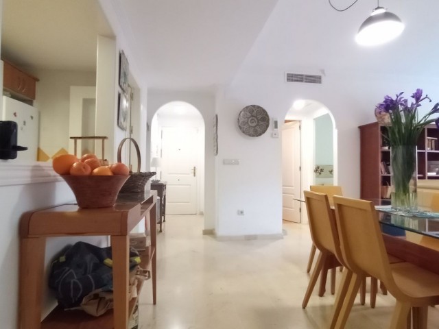 Appartement avec 2 Chambres  à Elviria