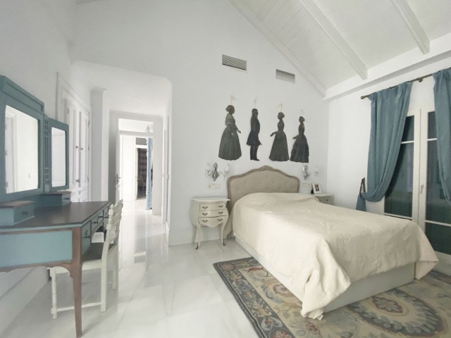 Villa avec 11 Chambres  à Marbella