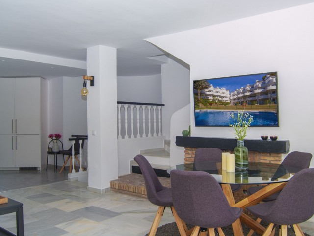 Apartment, Calahonda, R4661500