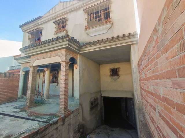 Maison mitoyenne avec 5 Chambres  à Fuengirola